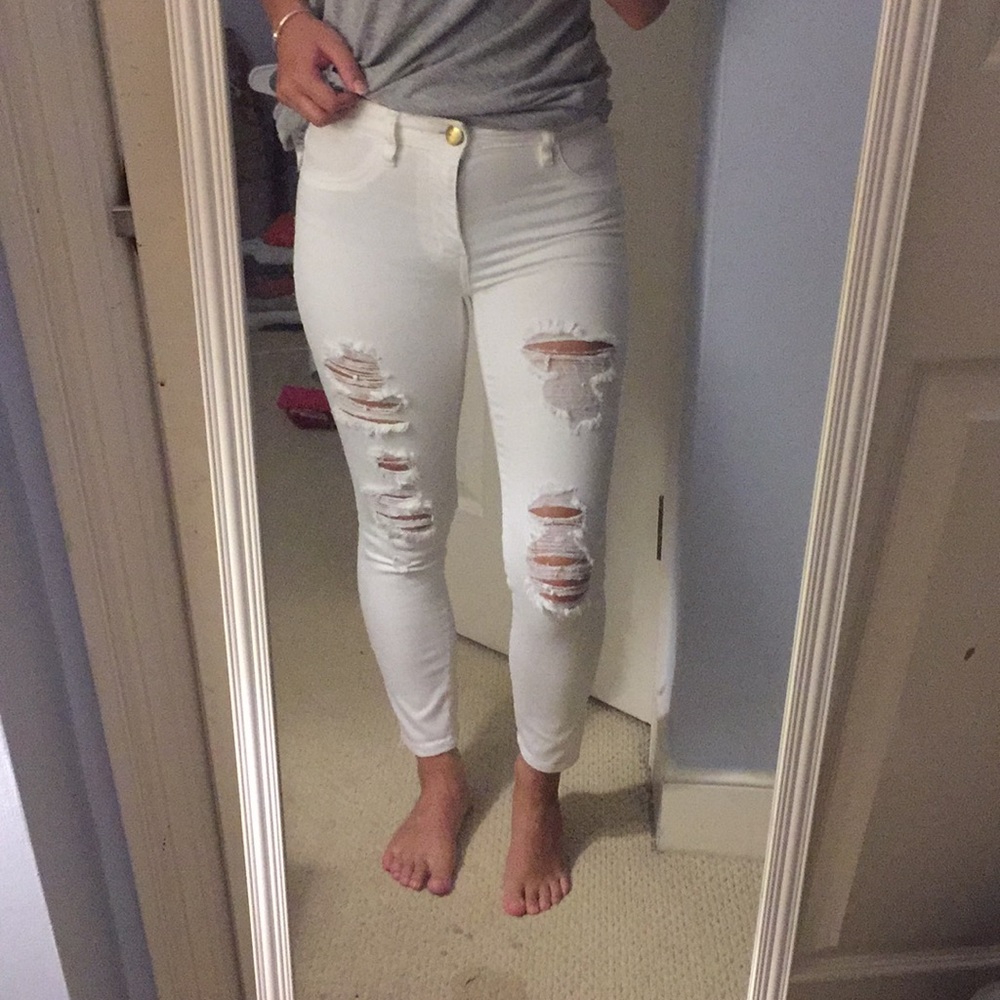 White ripped skinny jeans